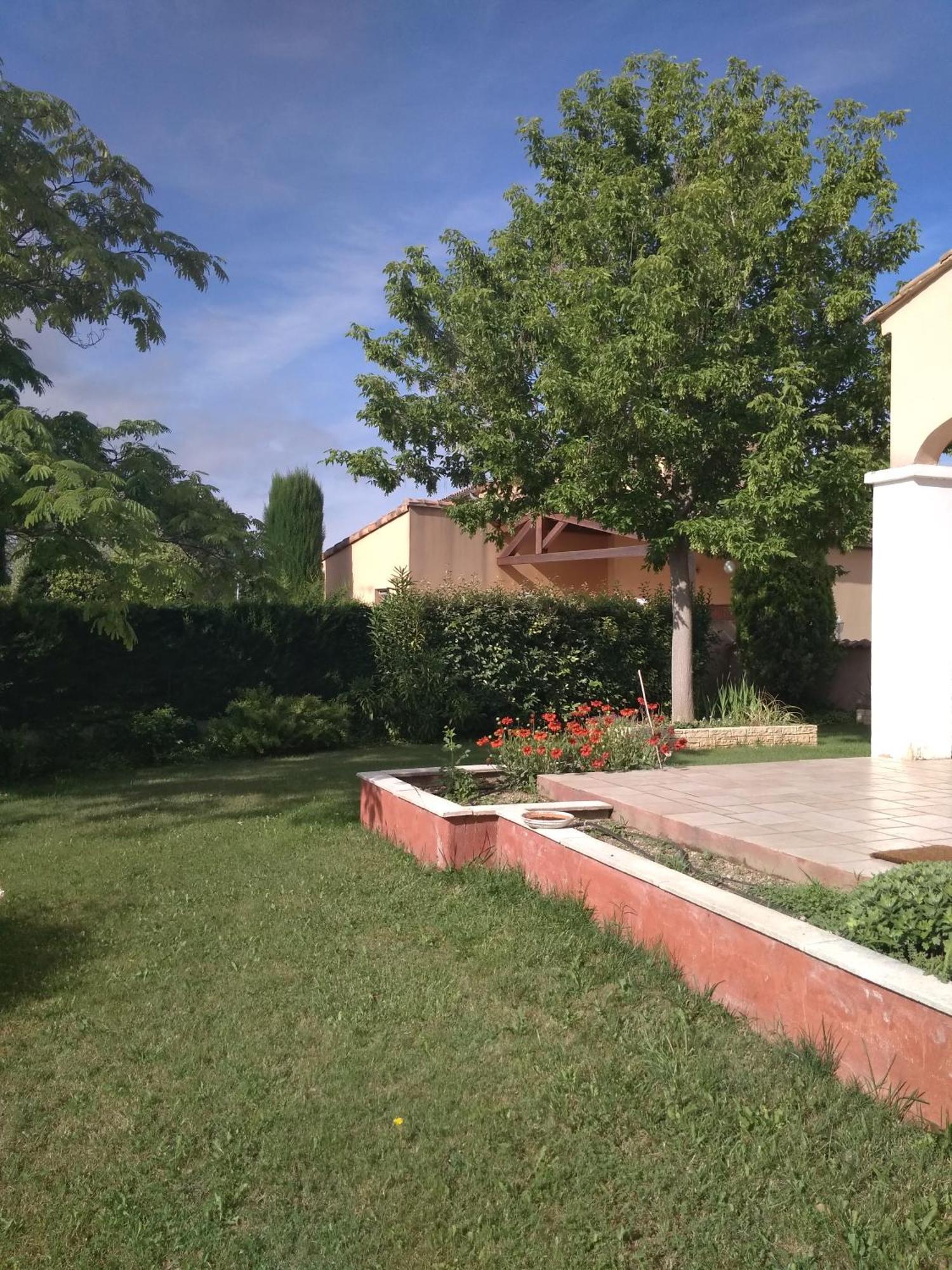 Chambres Tricastine Et Venise Saint-Paul-Trois-Chateaux Ruang foto